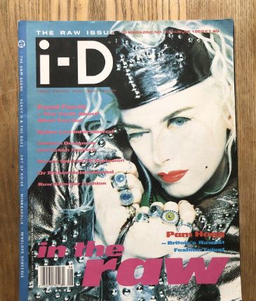 i-D