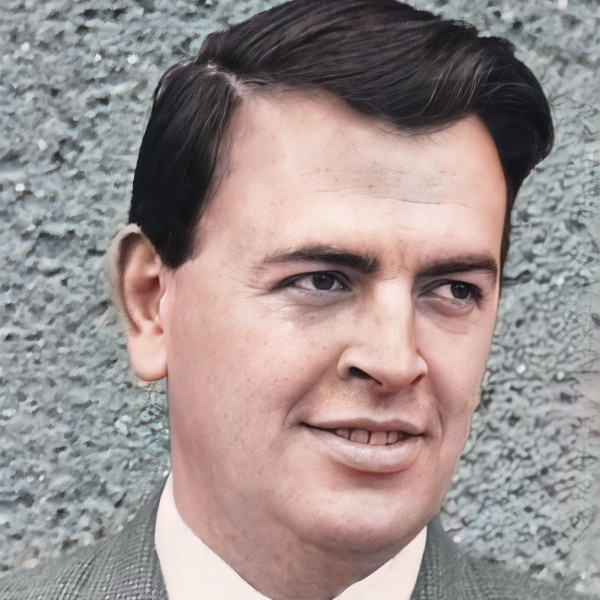 Stuart MacGregor